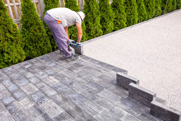 Best Residential Driveway Paver Services  in Lifornia City, CA